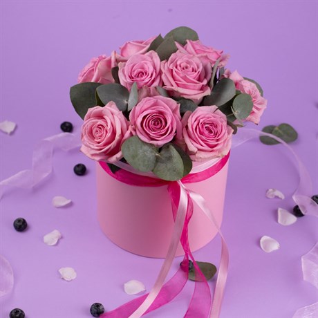 Шляпная коробка с розами "Нежность" - фото 4733