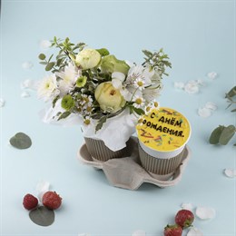 Подарочный набор букет "Приятный сюрприз" с желтыми розами и десерт