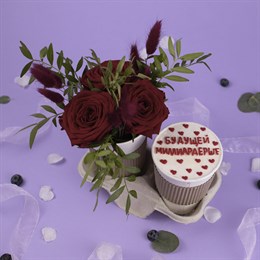 Набор Букет цветов "Красные розы" в стаканчике и десерт