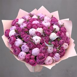 Букет цветов 45 пионовидных роз Ассорти