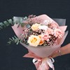Букет "Капучино" из хризантем, роз и диантусов - фото 4960